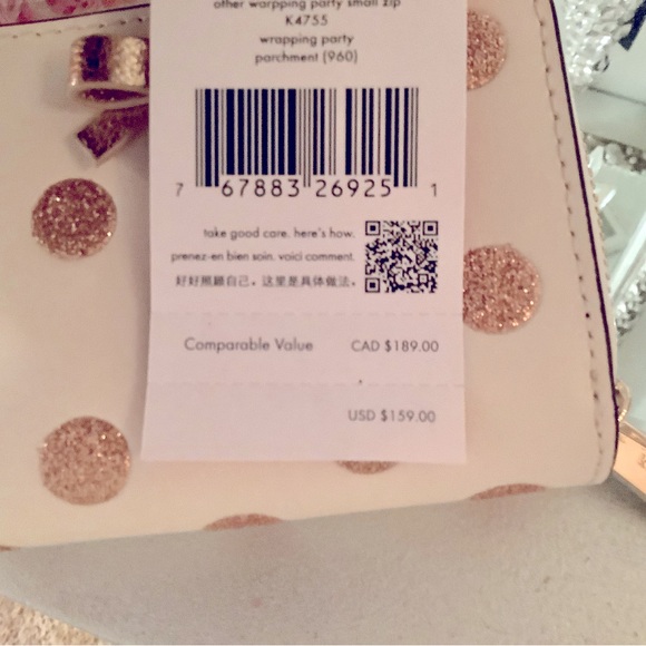 Beautiful Kate spade adorable wallet - Picture 3 of 9